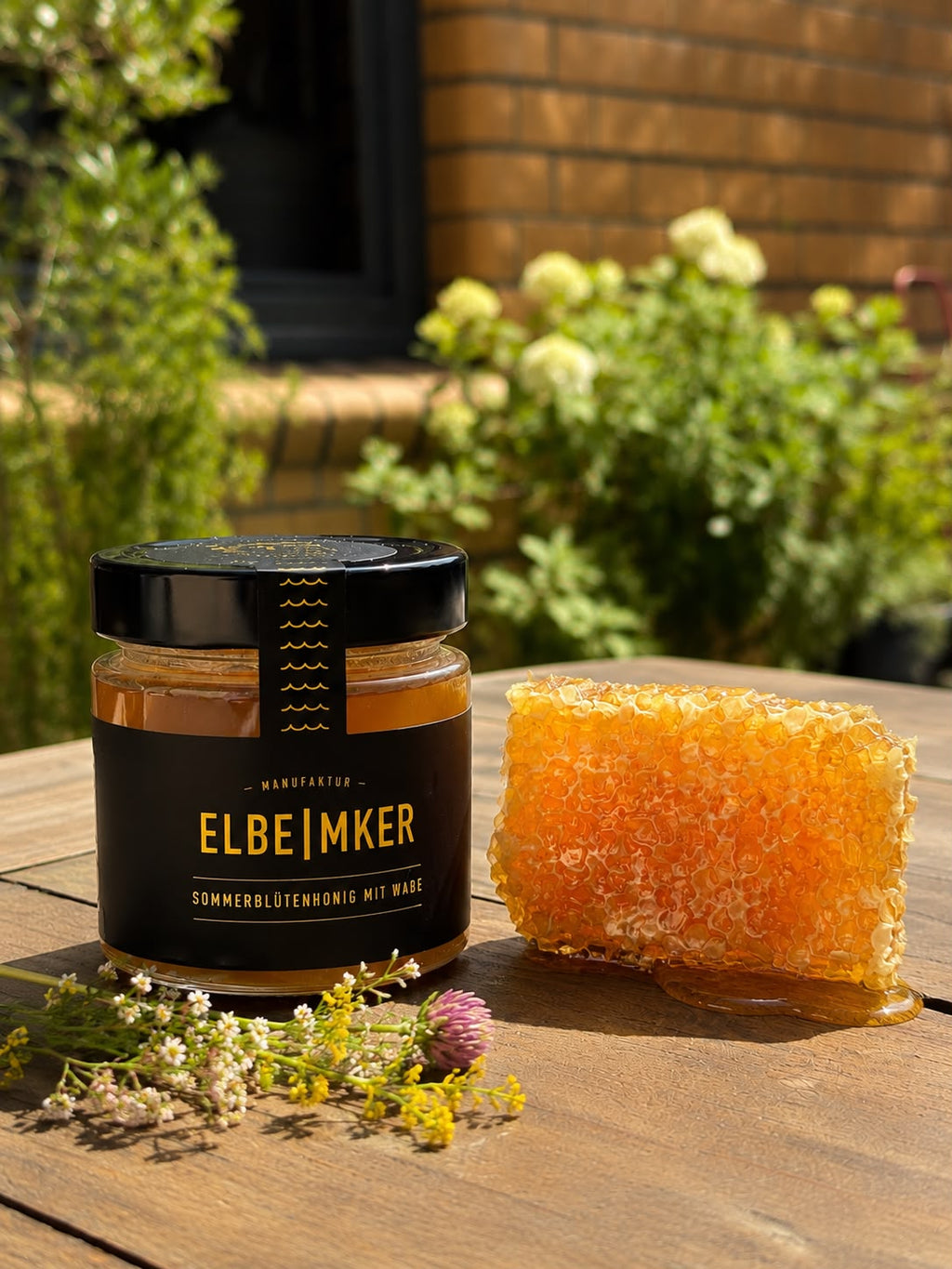 Wabe im Sommerblütenhonig 250g